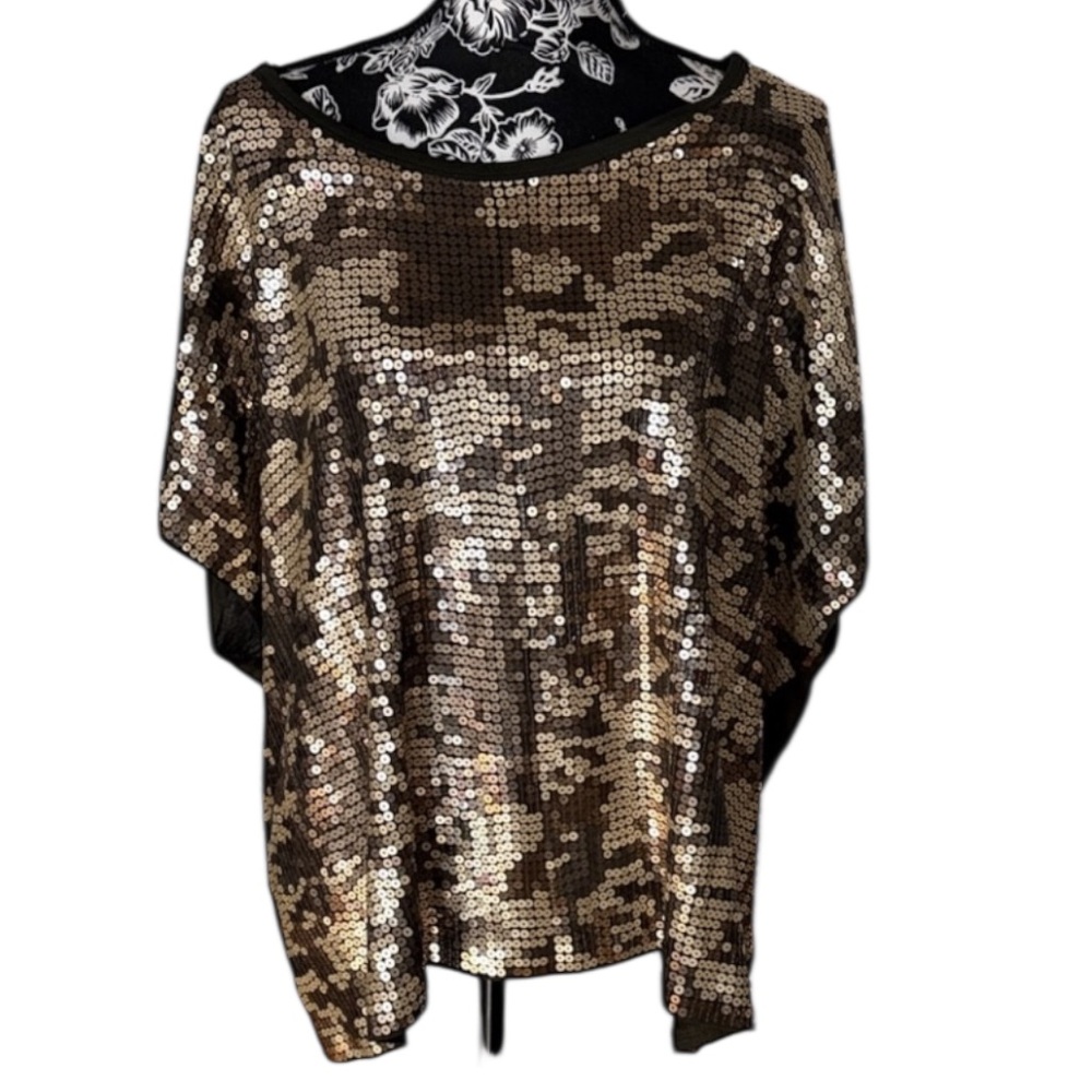 Michael Kors size, large green and gold sequin front T-shirt